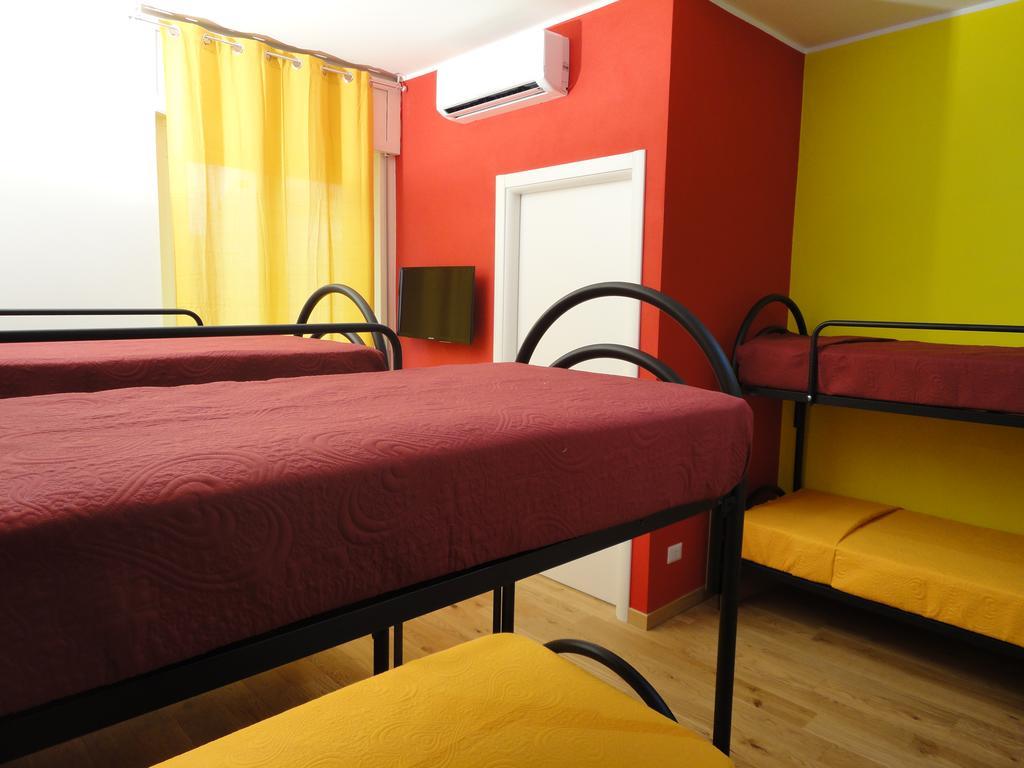 Pavia Ostello מראה חיצוני תמונה