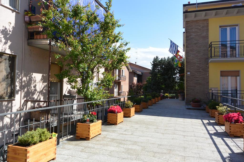 Pavia Ostello מראה חיצוני תמונה