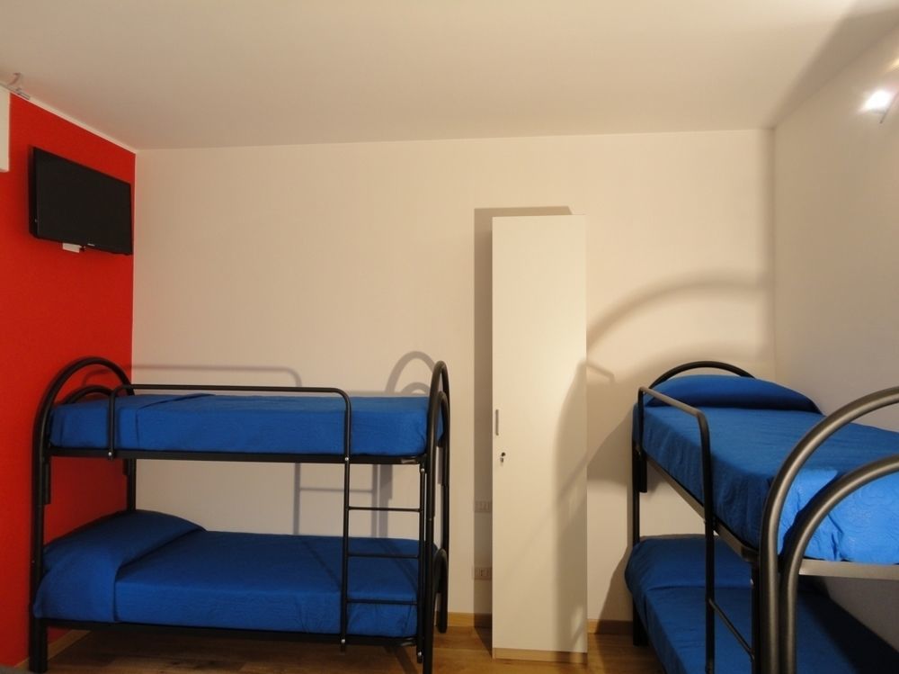 Pavia Ostello מראה חיצוני תמונה